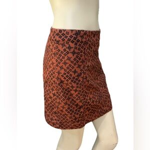 Free People Boho Geometric Stretch Mini Skirt – Size 8 Rust/Black